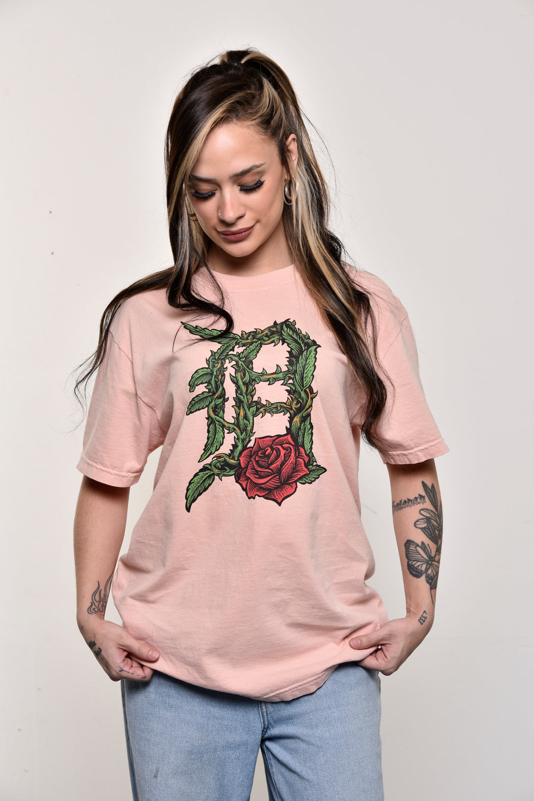 Ink Detroit - Old English D Rose - T-Shirt - Peach