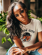 Motor City Kitty T-Shirt - Heather Natural - Ink Detroit